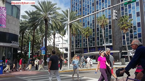 Lincoln Road Shoppping