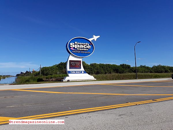 Kennedy Space Center Titusville Florida Review Pic