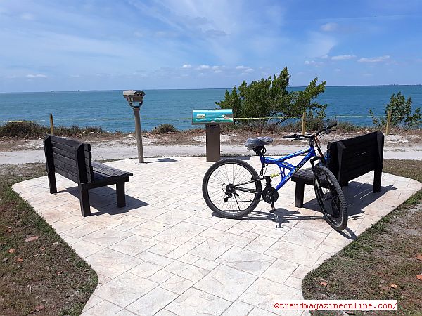 Cape Florida Lighthouse Key Biscayne Miami Florida Review Pic!